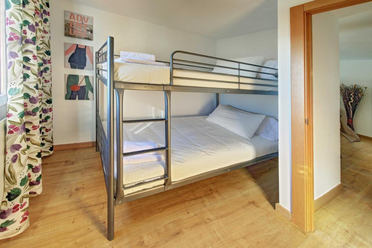 Apartament Pau Casals, 2 Min Walk From The Sea & Sea View Λορέτ Ντε Μαρ Εξωτερικό φωτογραφία