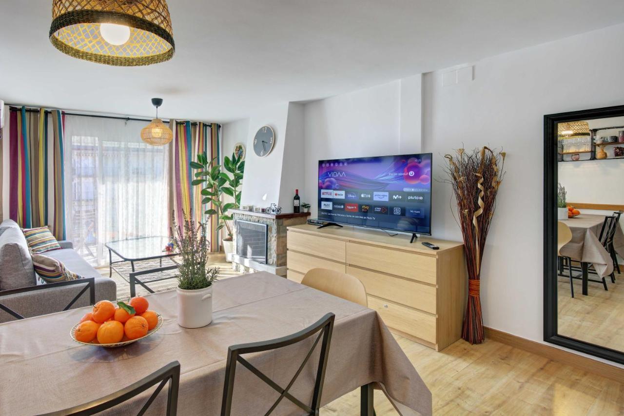 Apartament Pau Casals, 2 Min Walk From The Sea & Sea View Λορέτ Ντε Μαρ Εξωτερικό φωτογραφία